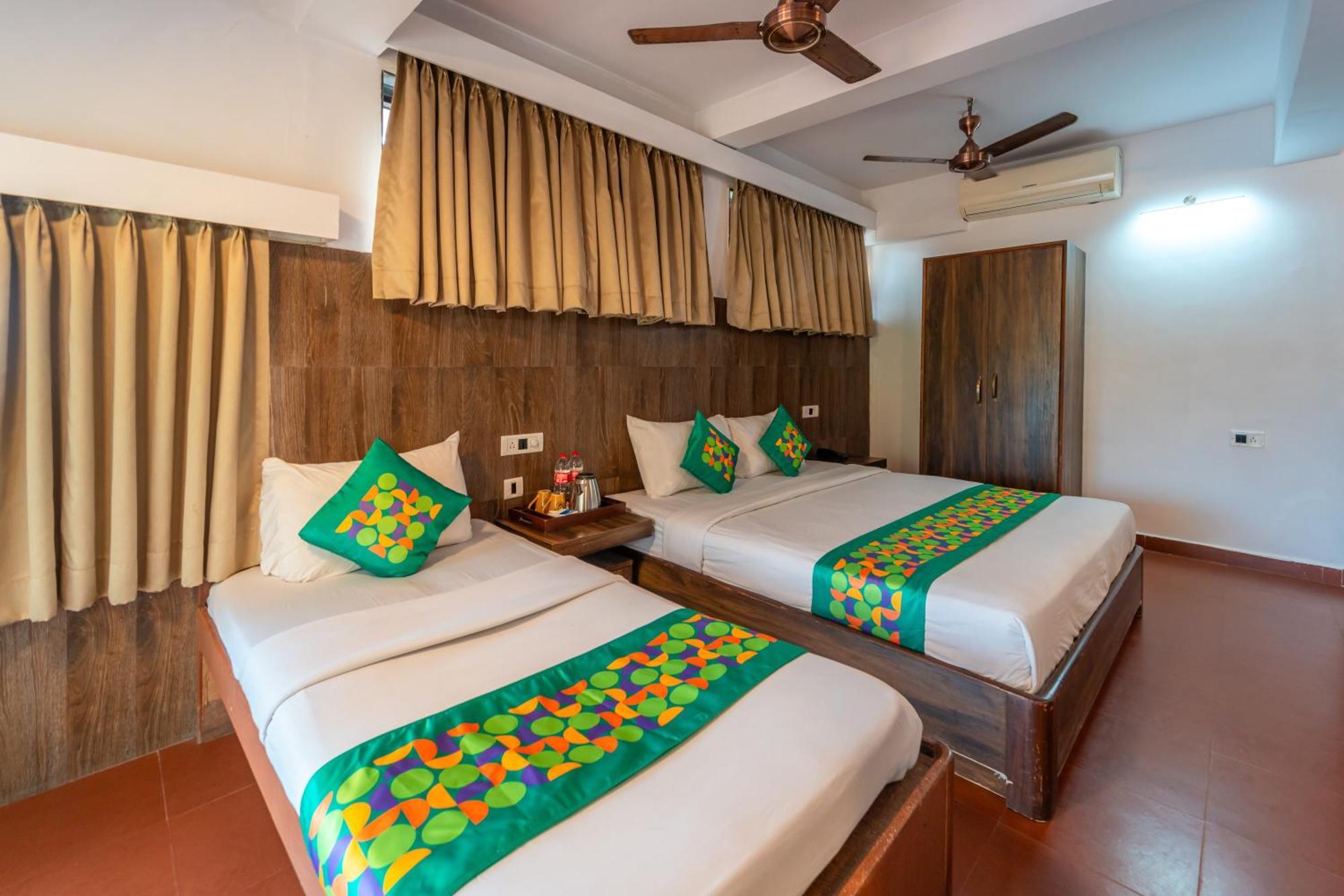 Treebo Kristal Sands Beach Resort Calangute Exterior foto